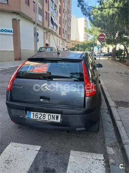 Usado Citroën C4 Exclusive 110 CV (80 kW) 2005 Azul Berlina