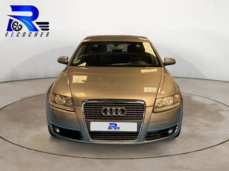 Usado Audi A6 140 CV (102 kW) 2006 Beige Familiar