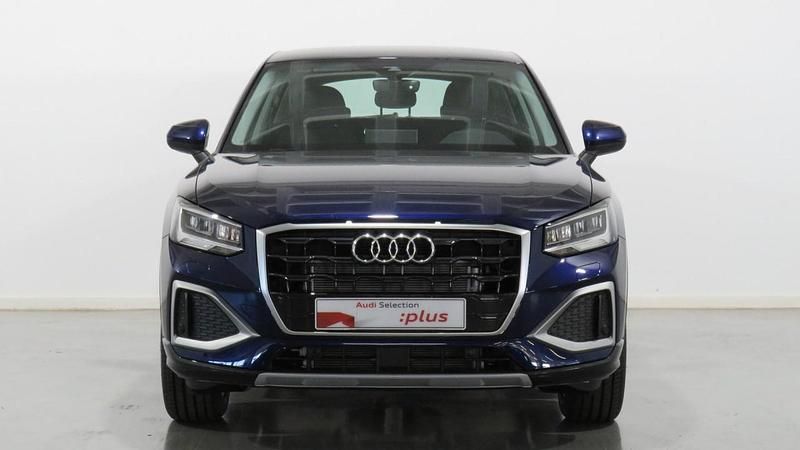 Usado Audi Q2 Advanced Plus 150 CV (110 kW) 2022 Azul navarra (metalizado) SUV