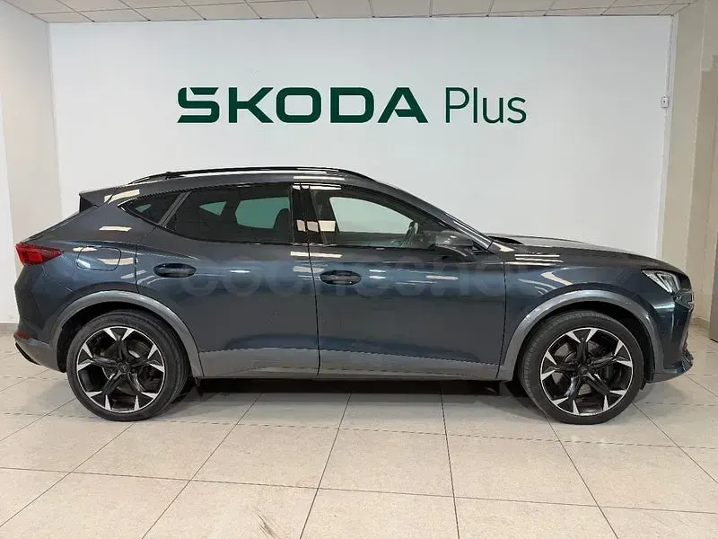 Usado Cupra Formentor VZ 245 CV (180 kW) 2021 Gris / plata SUV