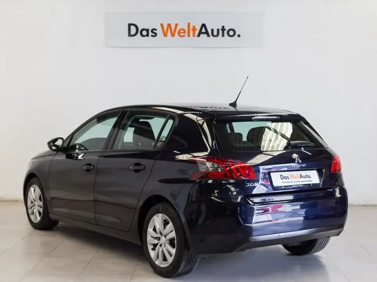 Usado Peugeot 308 Active 130 CV (95 kW) 2018 Azul Berlina