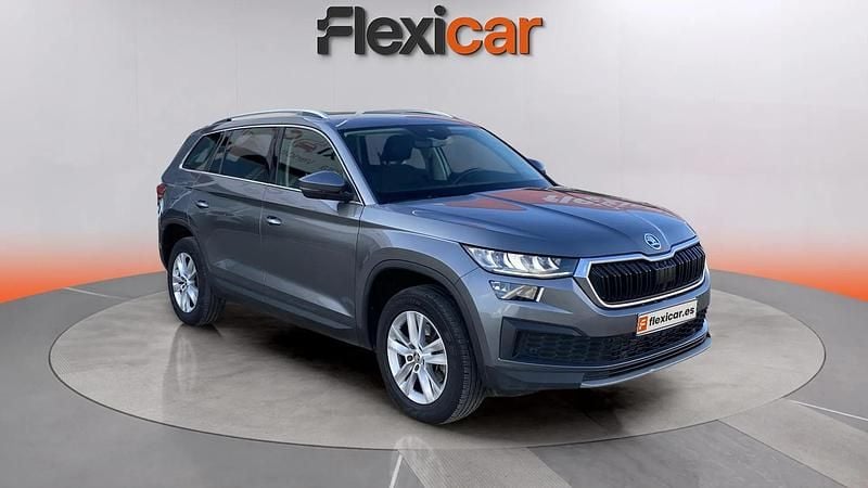 Usado Skoda Kodiaq Active 150 CV (110 kW) 2022 Gris SUV