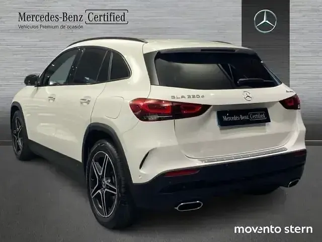 Usado Mercedes GLA220 190 CV (139 kW) 2022 Blanco SUV