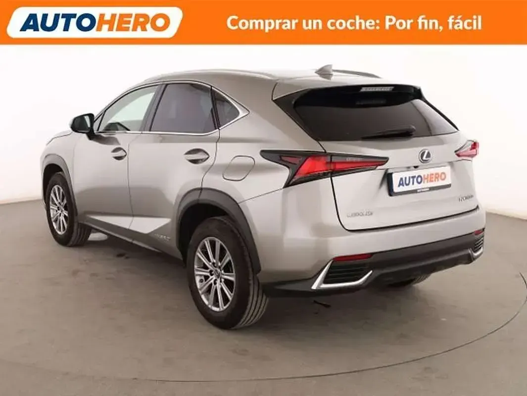 Usado Lexus NX300h Business Edition 197 CV (144 kW) 2018 Gris SUV