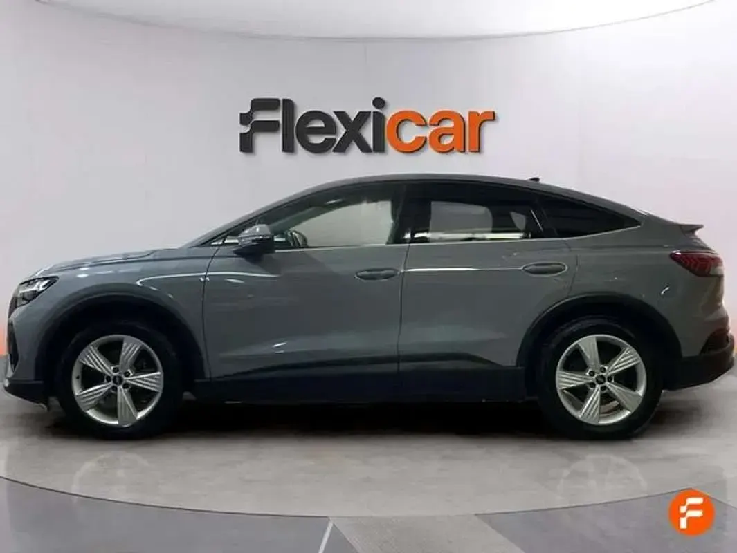 Usado Audi Q4 e-tron Advanced Plus 125 kW (170 CV) 2022 Gris SUV
