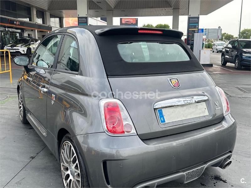 Usado Abarth 595C Turismo 160 CV (117 kW) 2015 Gris / plata Descapotable