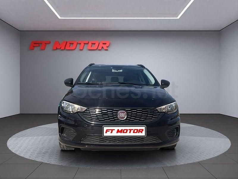 Usado Fiat Tipo Lounge 120 CV (88 kW) 2019 Negro Familiar