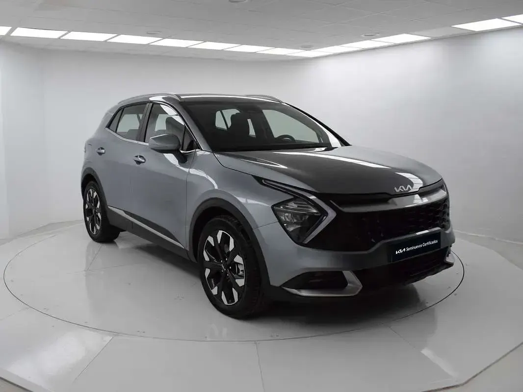 Usado Kia Sportage 252 CV (185 kW) 2025 Plateado SUV