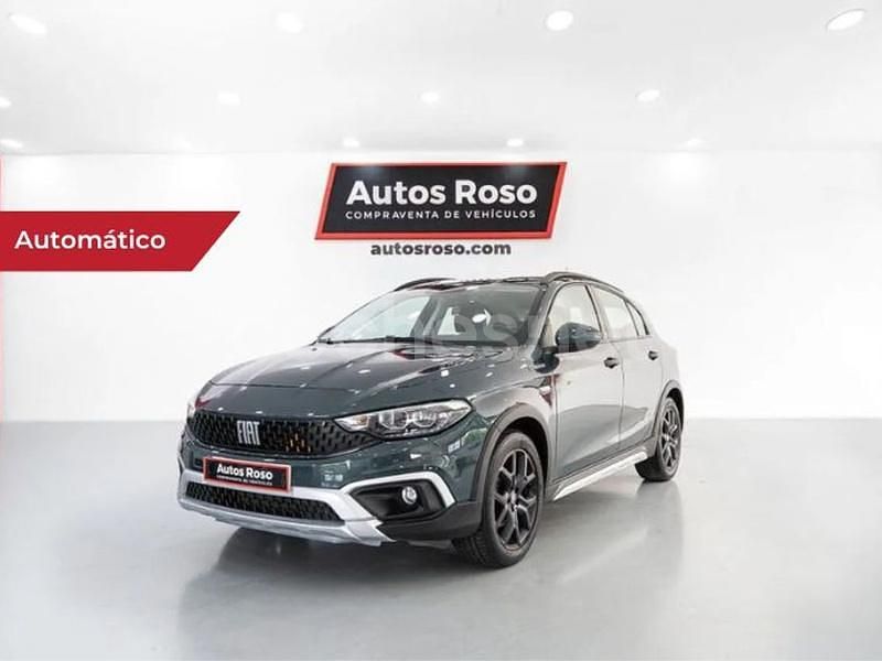 Usado Fiat Tipo Cross 131 CV (96 kW) 2023 Blanco Berlina