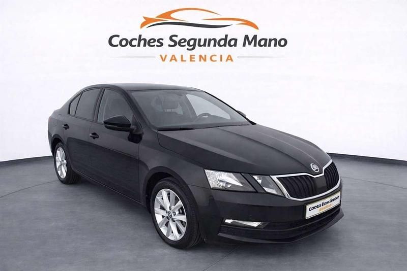 Usado Skoda Octavia Style 110 CV (80 kW) 2018 Negro Utilitario