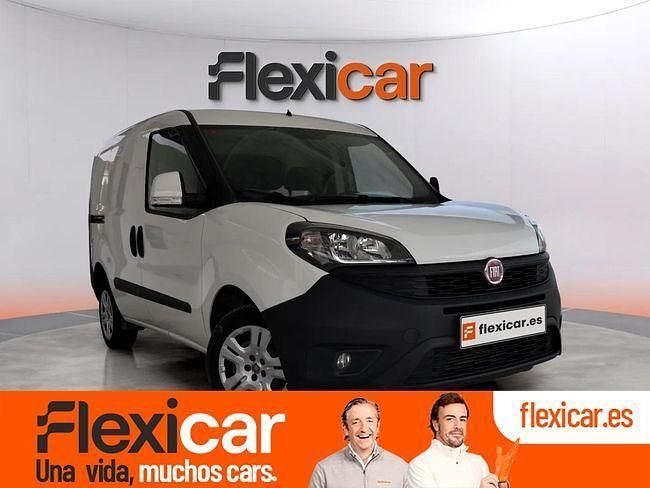 Blanco Usado 2020 Fiat Doblò Monovolumen | 11.490 € (Precio justo) - Imagen 1/4