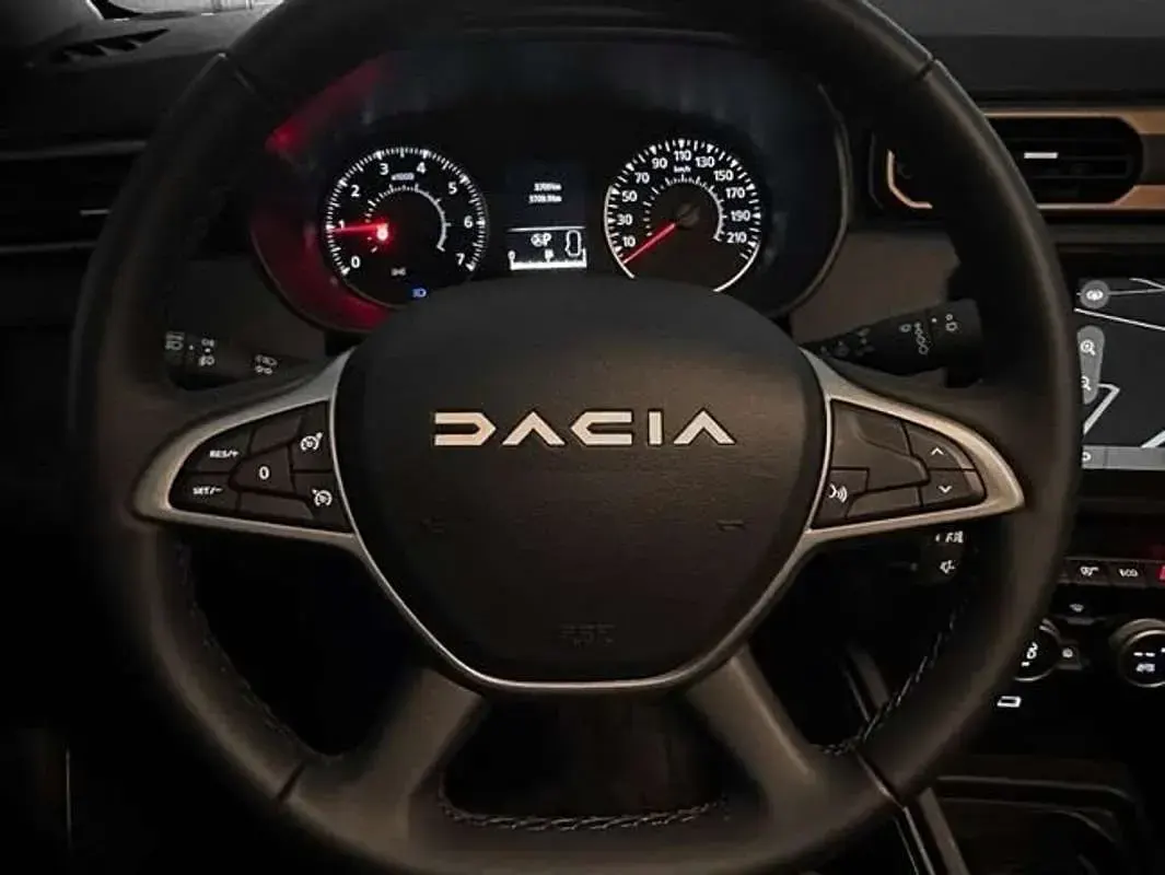 Usado Dacia Duster Extreme 150 CV (110 kW) 2024 Blanco SUV