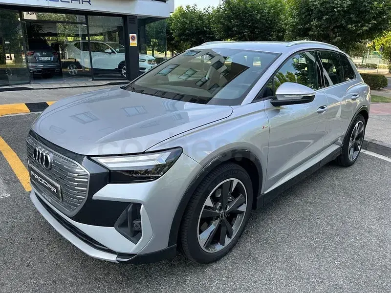 Usado Audi Q4 e-tron S-Line 125 kW (170 CV) 2022 Eléctrico SUV