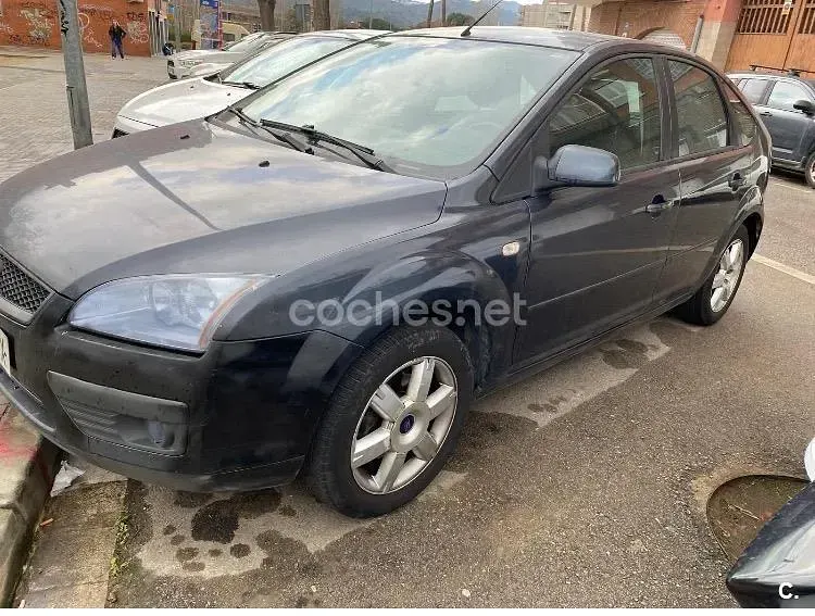 Usado Ford Focus Trend 100 HP (73 kW) 2007 Preto Sedan
