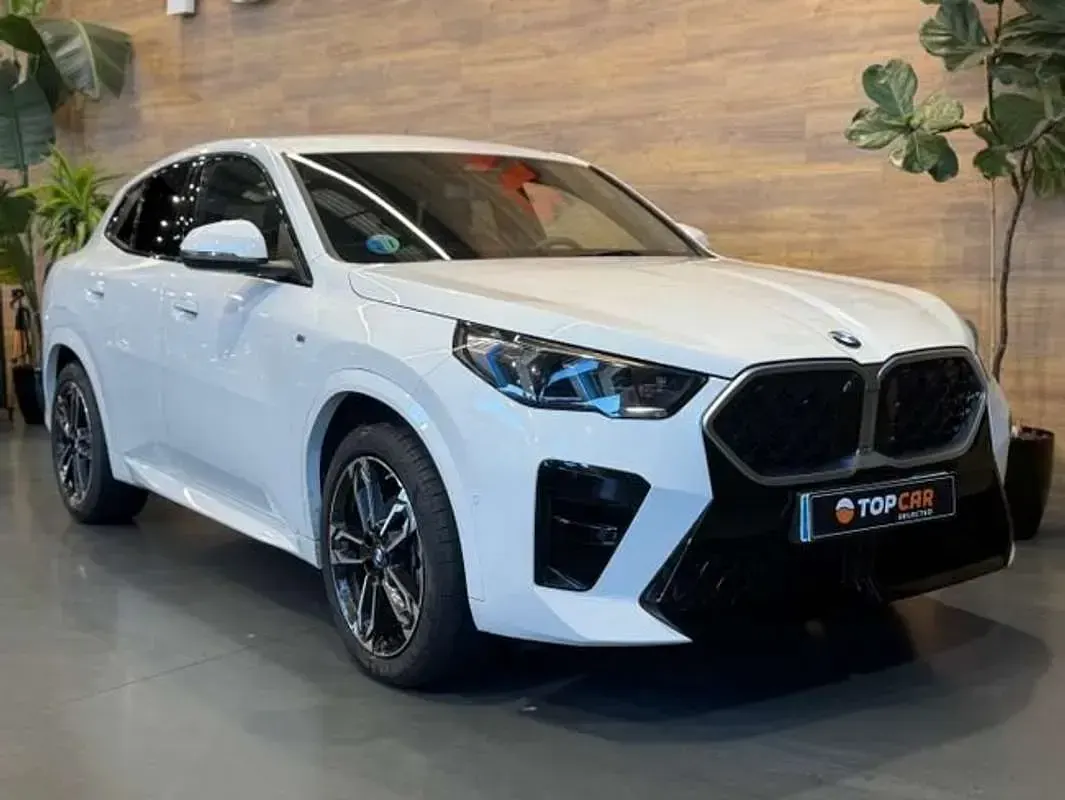Usado BMW X2 Comfort Edition 163 CV (119 kW) 2025 Blanco SUV
