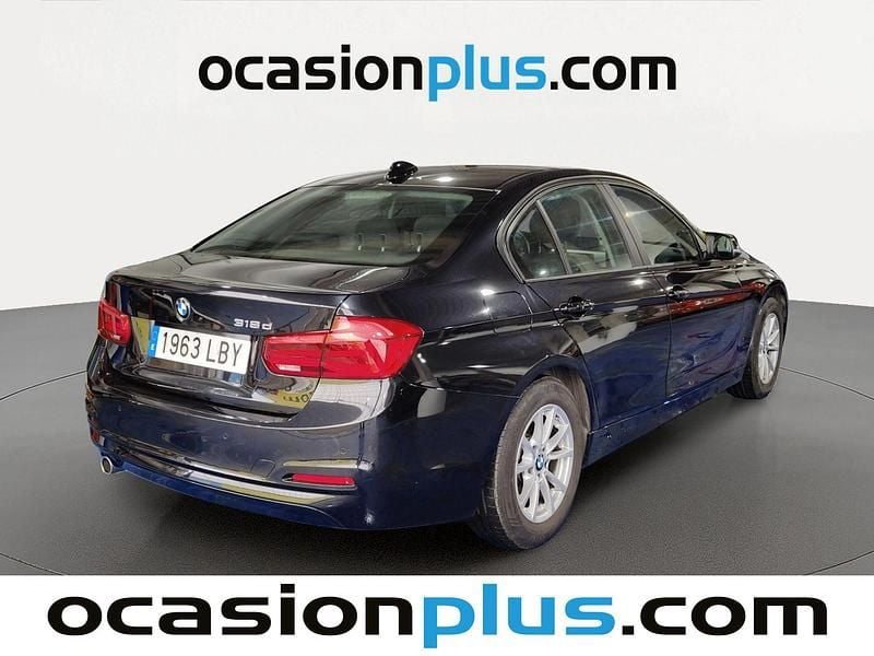 Usado BMW 318 150 CV (110 kW) 2019 Negro Berlina