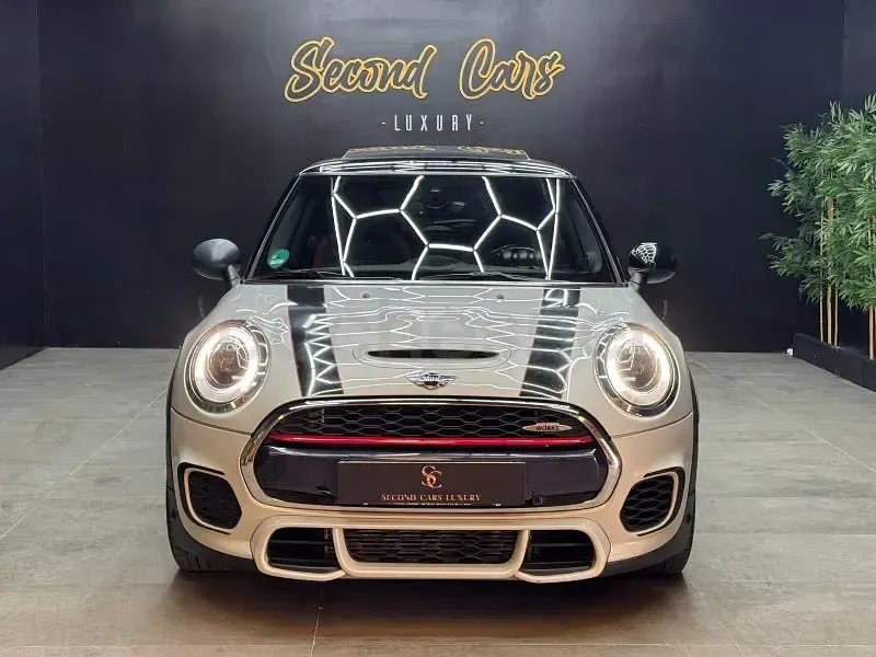 Usado Mini John Cooper Works 231 CV (169 kW) 2016 Blanco Utilitario