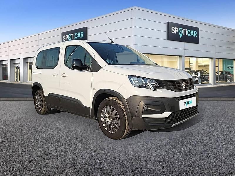 Usado Peugeot Rifter Business-Line 100 CV (73 kW) 2022 Blanco Monovolumen