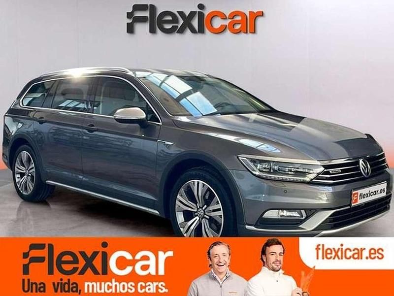 Gris Usado 2017 VW Passat Sportline Familiar | 17.690 € (Buen precio) - Imagen 1/4