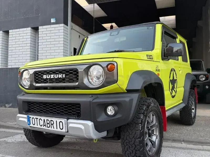 Usado Suzuki Jimny 102 CV (75 kW) 2018 Amarillo SUV
