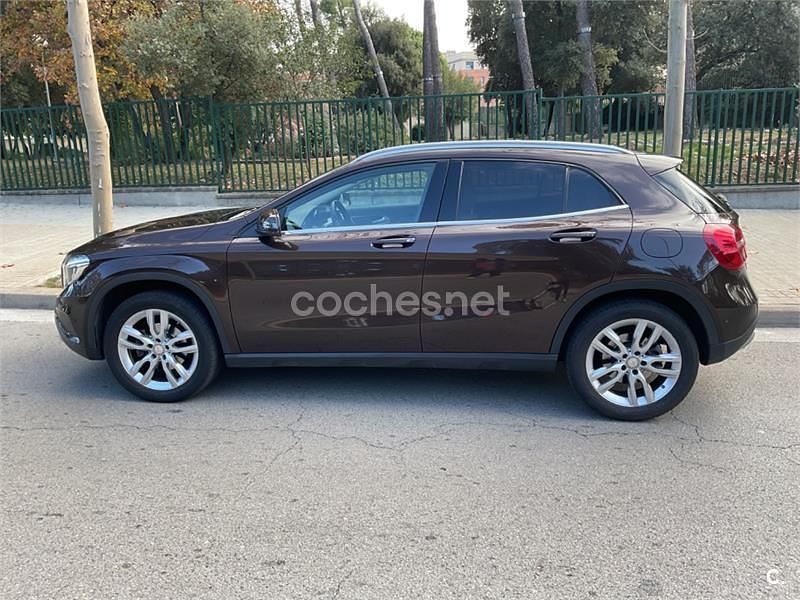 Marrón Usado 2016 Mercedes GLA200 Style SUV | 20.000 € (Precio justo) - Imagen 1/4