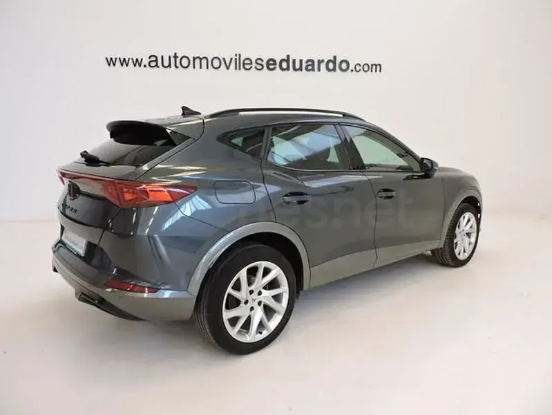 Usado Cupra Formentor 150 CV (110 kW) 2022 Gris / plata SUV