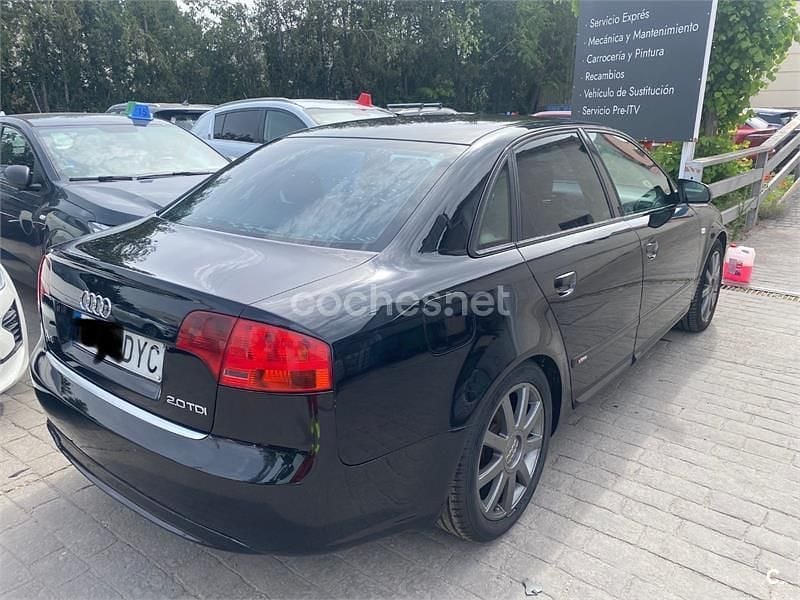 Usado Audi A4 S-Line 140 HP (102 kW) 2006 Preto Sedan