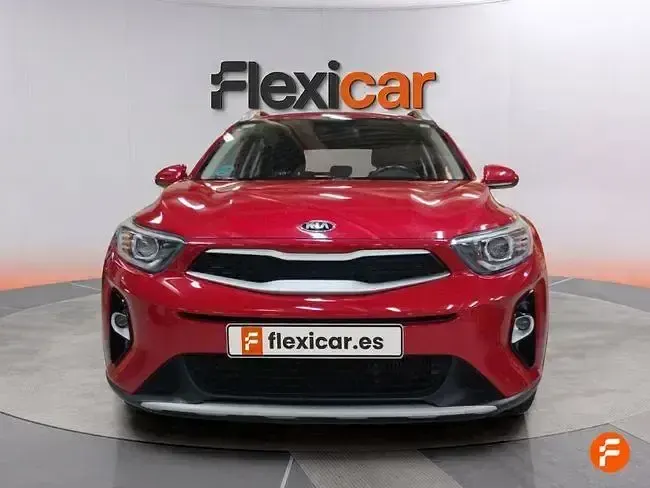Usado Kia Stonic 100 CV (73 kW) 2018 Rojo SUV