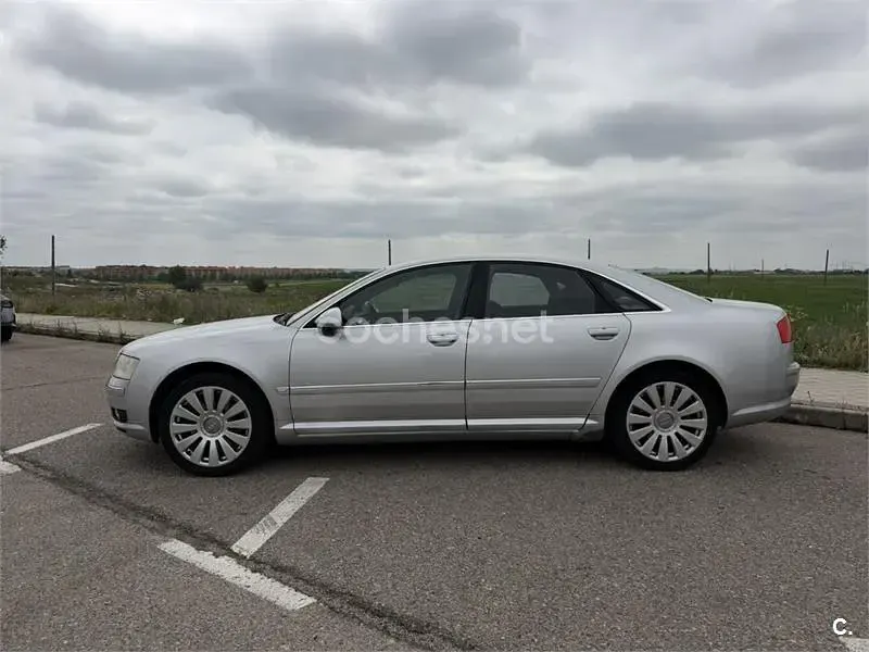 Usado Audi A8 310 CV (228 kW) 2003 Gris / plata Berlina
