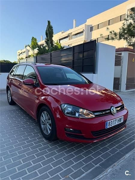 Rojo Usado 2014 VW Golf VII Familiar | 7900 € (Precio justo) - Imagen 1/4