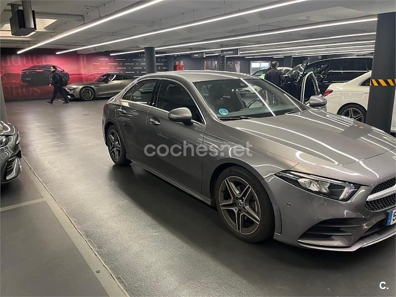 Usado Mercedes A200 163 CV (119 kW) 2022 Gris / plata Berlina