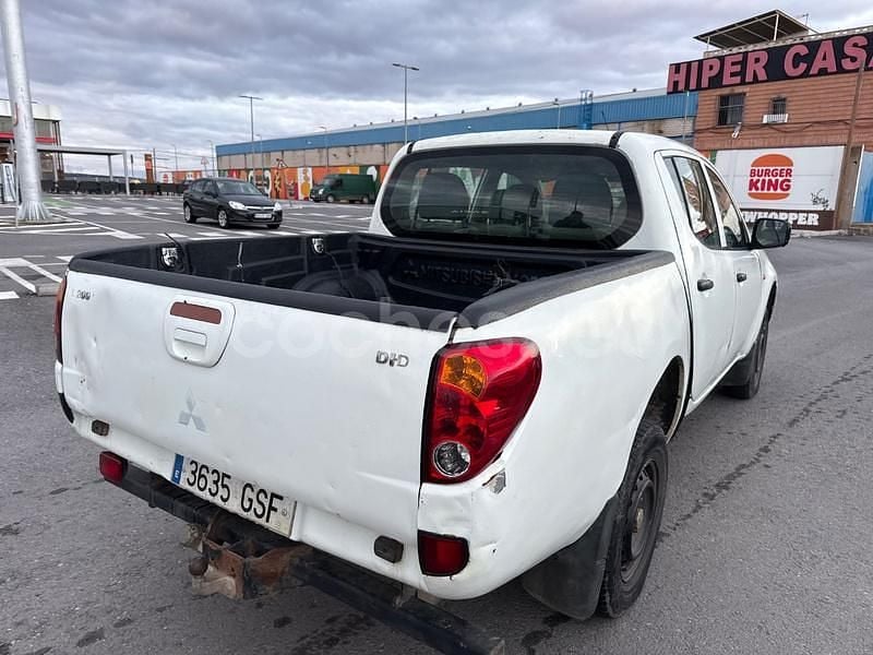 Usado Mitsubishi L200 Intense 167 CV (122 kW) 2010 Blanco Recogida