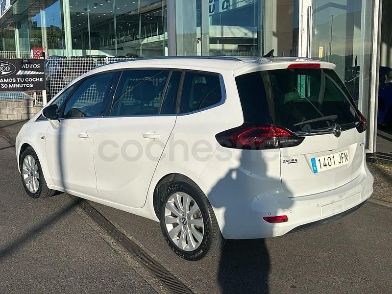 Usado Opel Zafira Tourer Excellence 136 CV (100 kW) 2015 Blanco Monovolumen