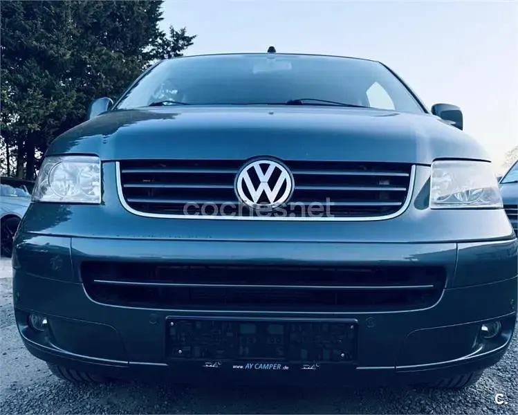 Usado VW Multivan Comfortline 174 CV (127 kW) 2007 Gris / plata Monovolumen