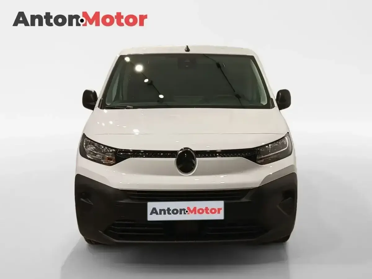 Usado Citroën Berlingo 100 CV (73 kW) 2024 Blanco Monovolumen