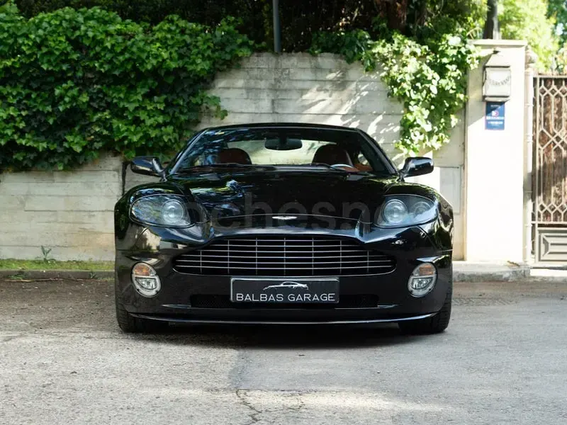 Usado Aston Martin Vanquish 520 CV (382 kW) 2006 Negro Coupe