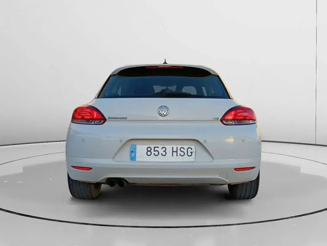Usado VW Scirocco 122 CV (89 kW) 2013 Blanco Coupe