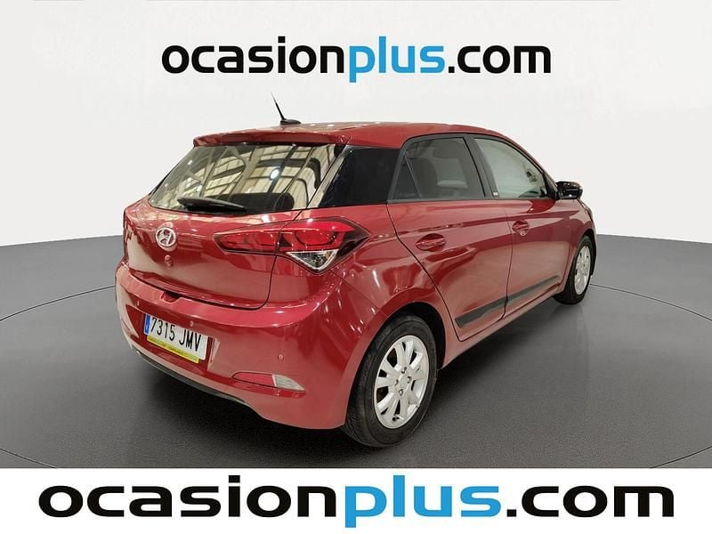 Usado Hyundai i20 GO! 84 CV (61 kW) 2016 Rojo
