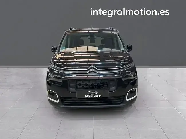 Usado Citroën Berlingo Shine 130 CV (95 kW) 2020 Negro Monovolumen