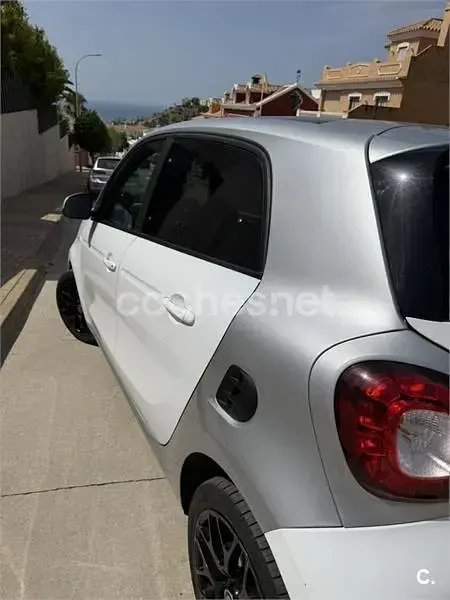 Usado Smart ForFour Passion 90 CV (66 kW) 2017 Blanco Utilitario