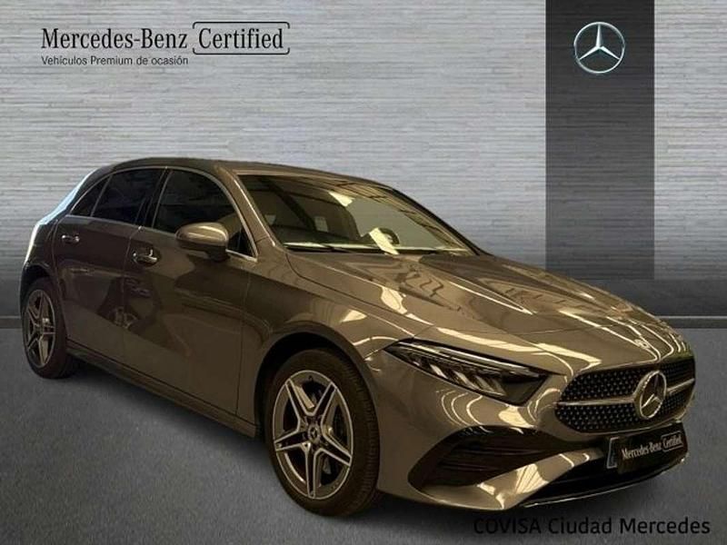 Usado Mercedes A250 AMG line 218 CV (160 kW) 2024 Gris Berlina