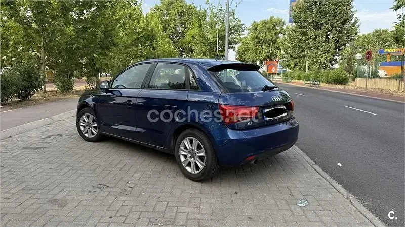 Usado Audi A1 Sportback Attraction 90 CV (66 kW) 2012 Azul Utilitario