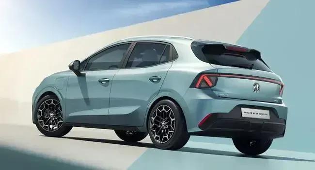 Nuevo MG MG4 EV 117 kW (160 CV) 2026 Azul Utilitario