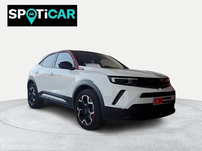 Usado Opel Mokka GS Line 130 CV (95 kW) 2022 Blanco SUV