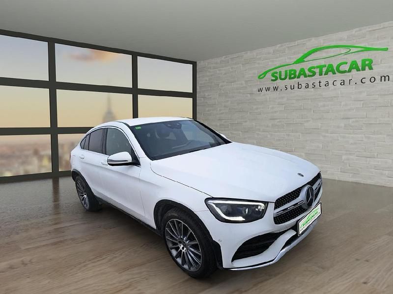 Usado Mercedes GLC300 245 CV (180 kW) 2021 Blanco Coupe