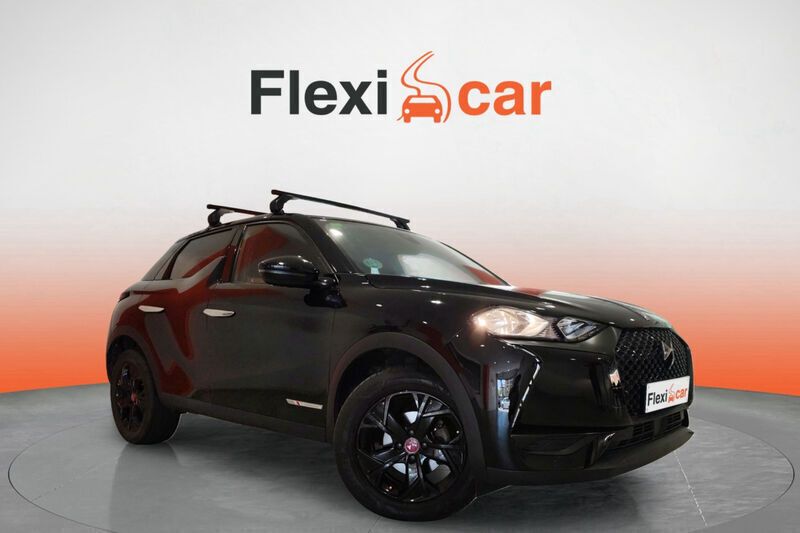 Negro Usado 2019 DS Automobiles DS3 Crossback Performance SUV | 20.390 € - Imagen 1/4