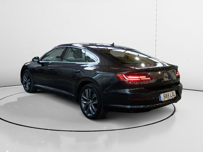 Usado VW Arteon 150 CV (110 kW) 2022 Negro Berlina