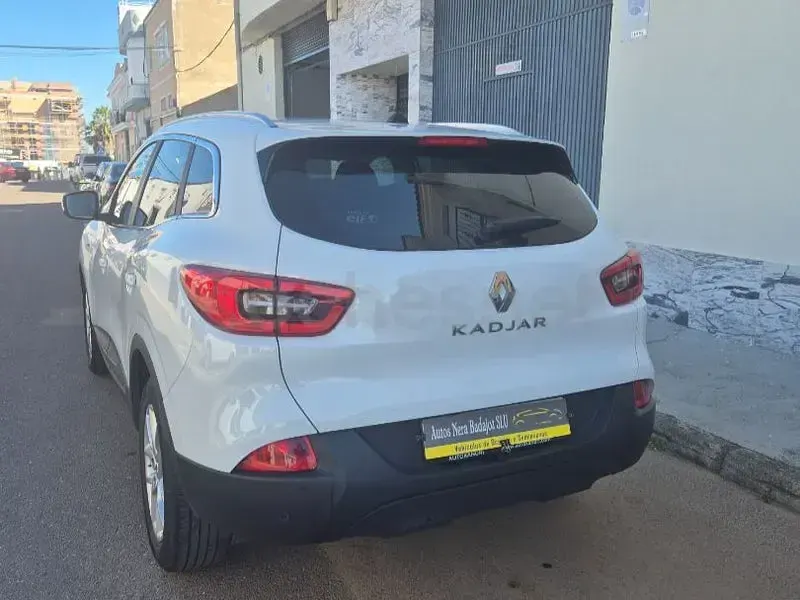 Usado Renault Kadjar Life 130 CV (95 kW) 2018 Blanco SUV