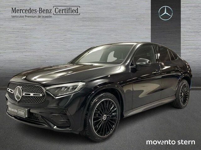 Usado Mercedes GLC300 AMG line 258 CV (189 kW) 2024 Negro obsidiana  pintura metalizada SUV