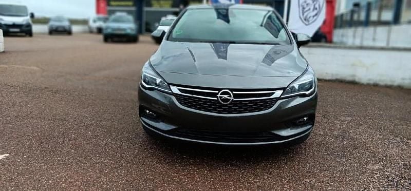 Usado Opel Astra S 110 CV (80 kW) 2019 Gris espacial Berlina